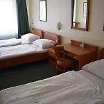 Bed & Breakfast Paprika Panzio Hegyeshalom